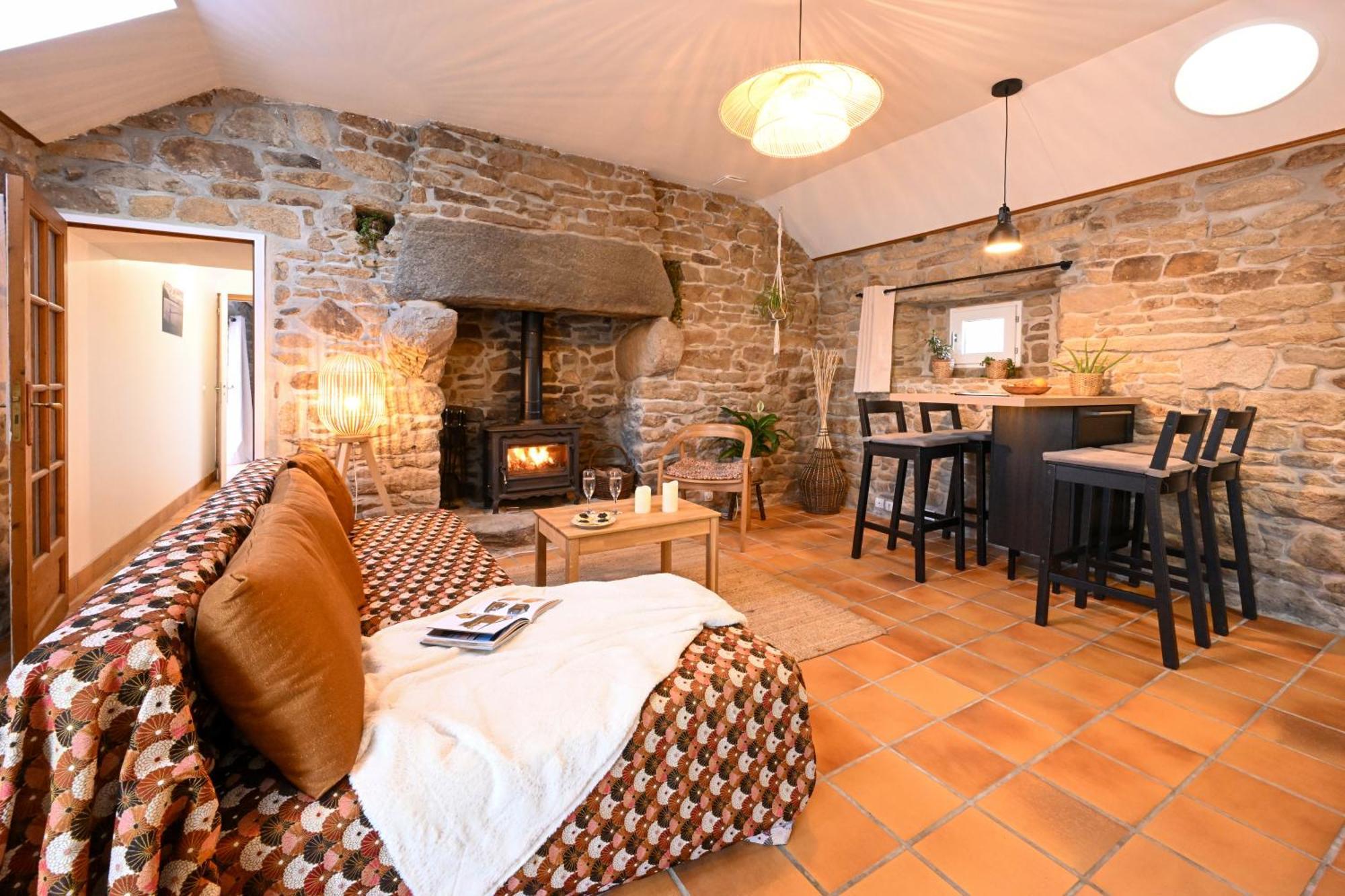 Ker Gana Sauna, Jacuzzi, Poele A Bois Plourin  Extérieur photo